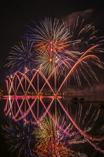 Le-lac-de-Gérardmer-en-feu 1   JED0242