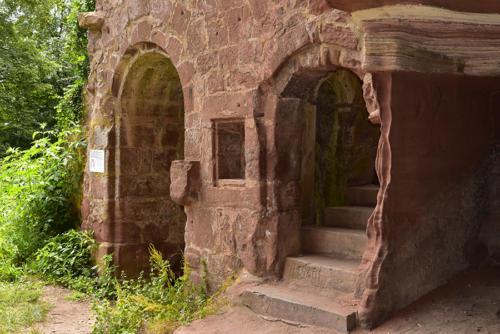 Le-Falkenstein 2   JEB6606 2