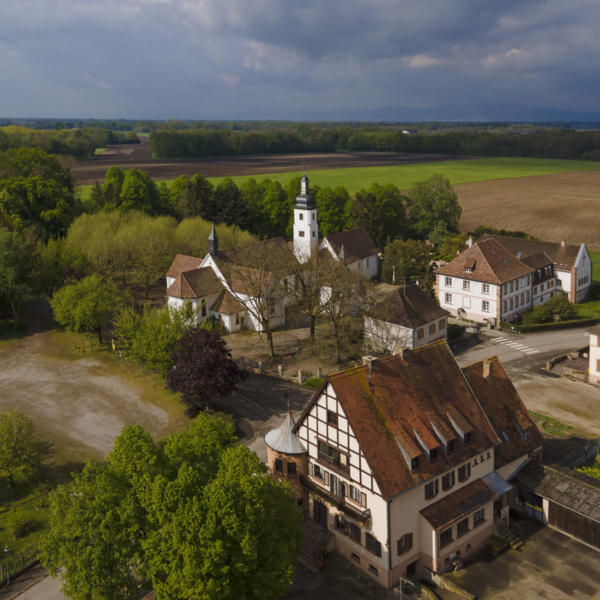 Notre-Dame-de-Neunkirch, la-cathédrale-du-Ried-2    DJI 0468