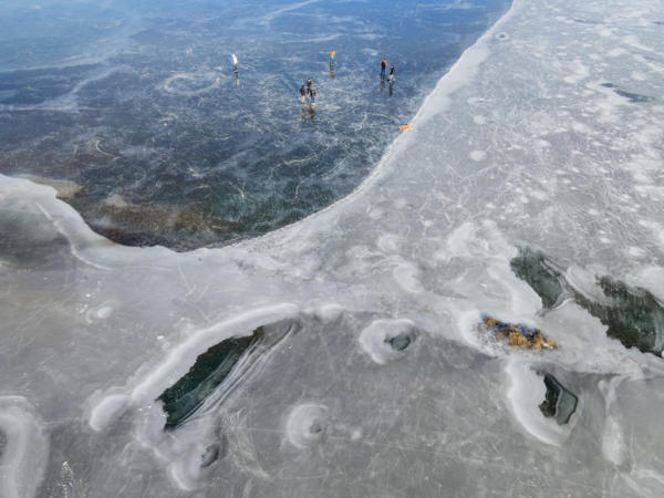 Le-gel-a-figé-les prés-innondées-2   DJI 0644