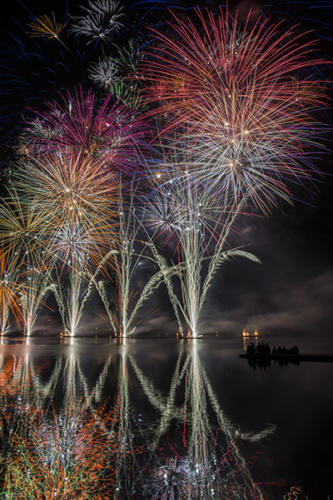 Feu-d'artifice-sur-le-lac-de-Gérardmer   JED0268