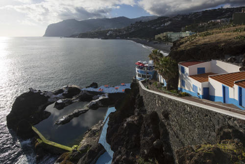 Piscine-naturelle-près-de-Funchal   JEA5111