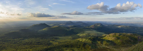 La-chaine-des-Puy   JEB7210à13