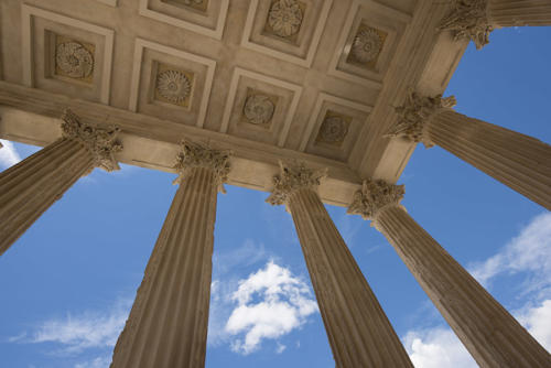 Nîmes-la-maison-carrée 2   JEB3476